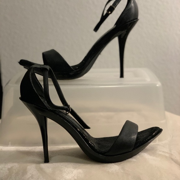 Black ankle strap high heels. - Picture 1 of 3